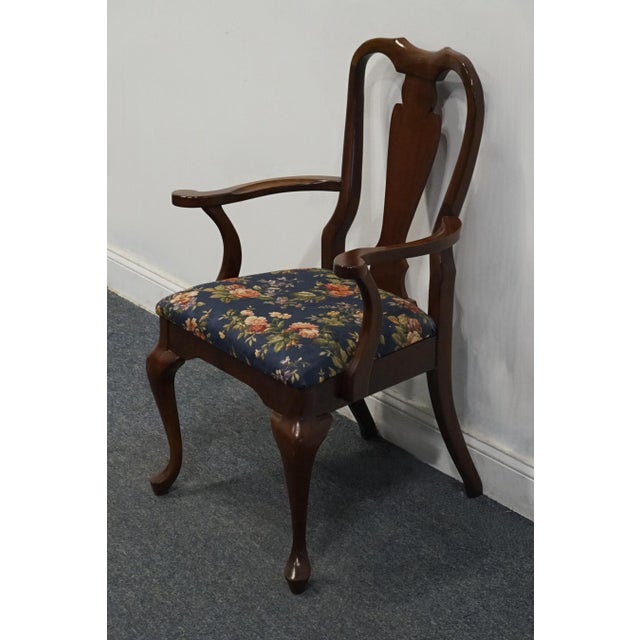CRESENT FURNITURE Traditional Queen Anne Style Splat Back Dining Arm Chair 39" High 25.5" Wide 23" Deep Seat: 20" High...