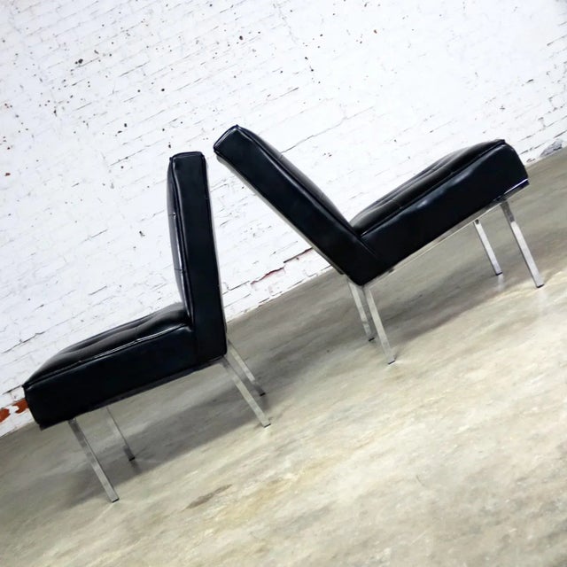 Mid 20th Century Paoli Chair Co. Black Naugahyde & Chrome Slipper Chairs - a Pair For Sale - Image 5 of 13