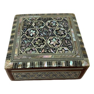 Handmade Mahogany Jewelry Box – Natural Shell Inlay For Sale