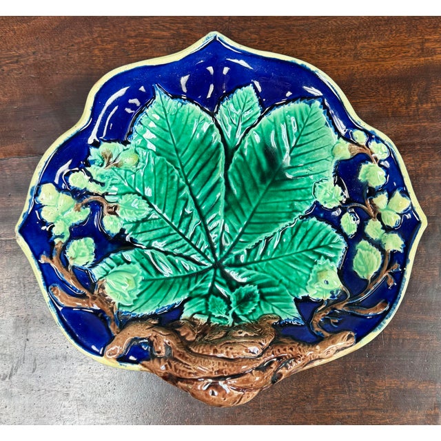 Traditional Antique Majolica Serving Dish For Sale - Image 3 of 10