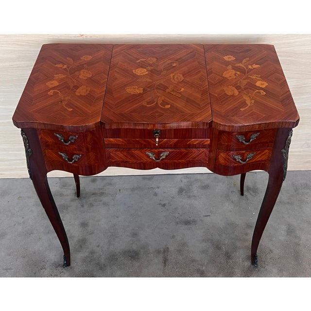 French Provincial 19th C Louis XV Style Coiffeuse or Table de Toilette For Sale - Image 3 of 18