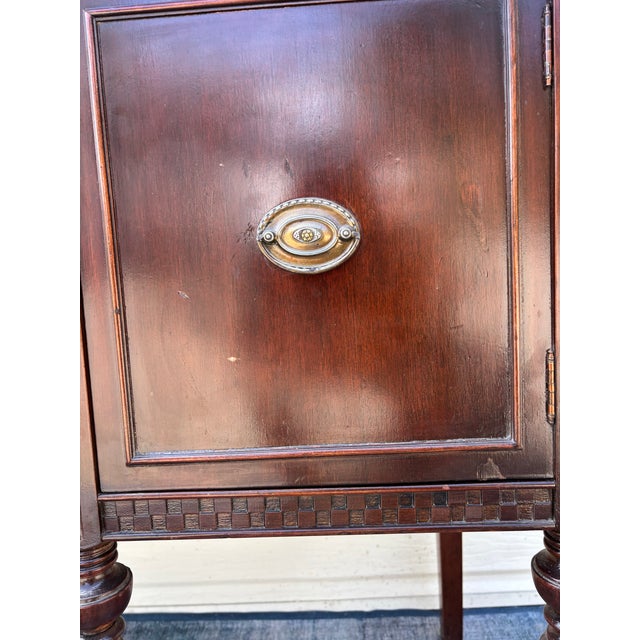 Antique Hepplewhite or Federal Style Mahogany Sideboard Buffet For Sale - Image 10 of 12