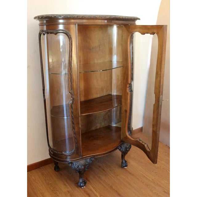 1940s Chippedale Style Walnut Showcase, 1940s For Sale - Image 5 of 10