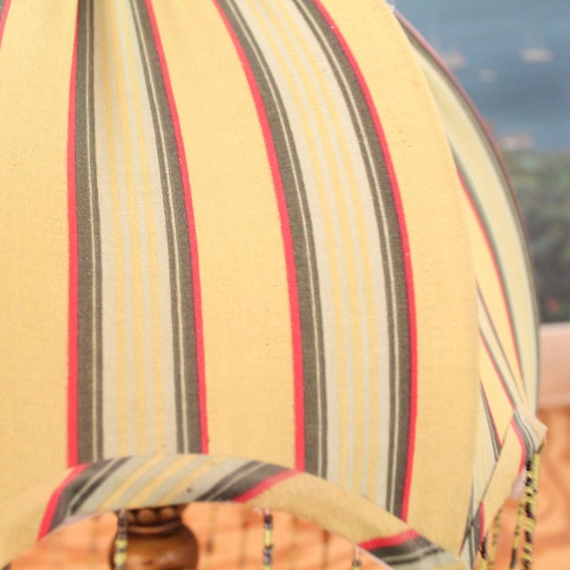 Vintage Cockatoo Table Lamp | Beaded Dome Shade For Sale - Image 4 of 6