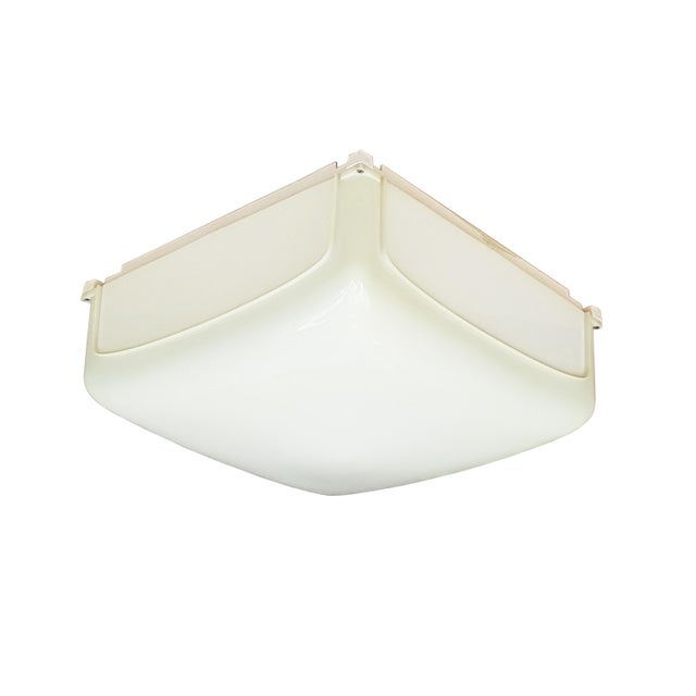 1960s Vintage Plastic Cnosso Wall Lights by A. Mangiarotti for Artemide, 1969, Set of 5 For Sale - Image 5 of 12