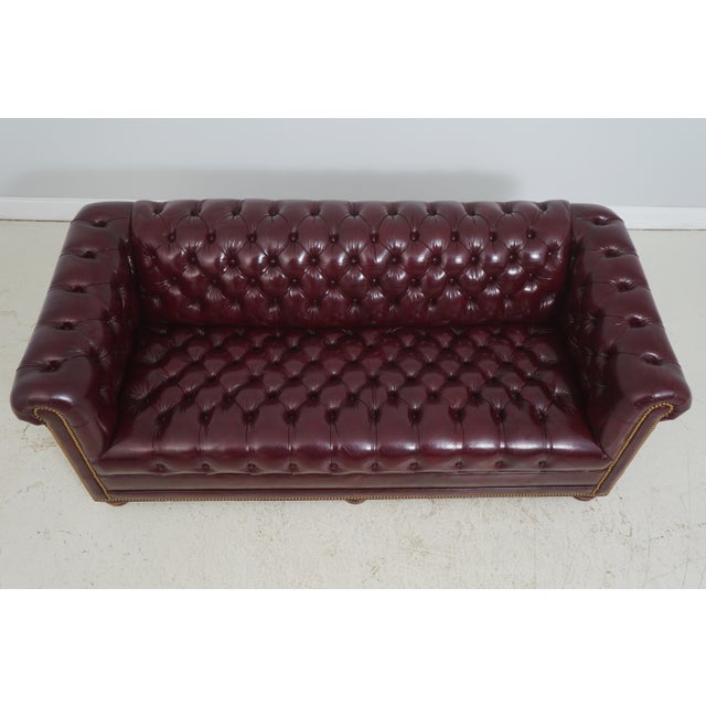 English Hancock & Moore Burgundy Leather Chesterfield Sofa For Sale - Image 3 of 18