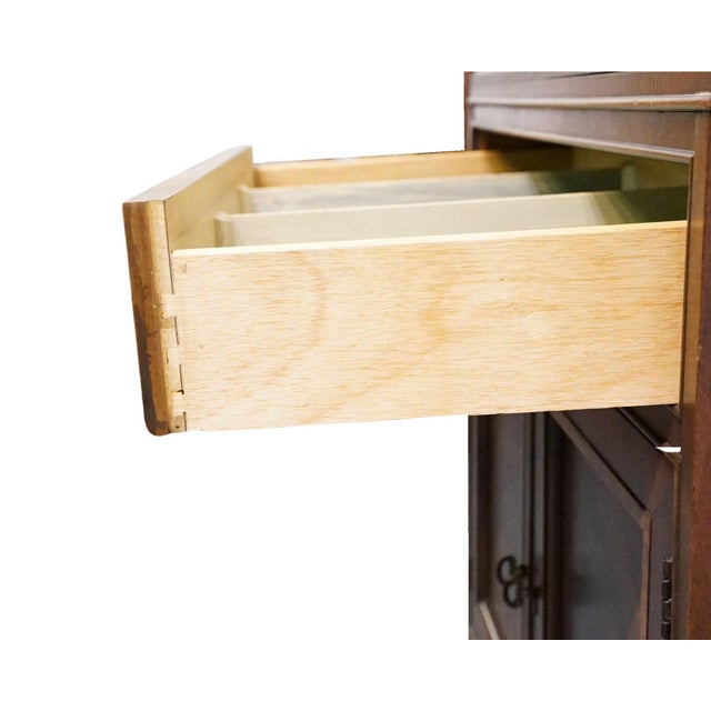 Dixie Furniture Banded Mahogany Traditional Style 68" Flip-Top Server Buffet 549-861 For Sale - Image 13 of 18