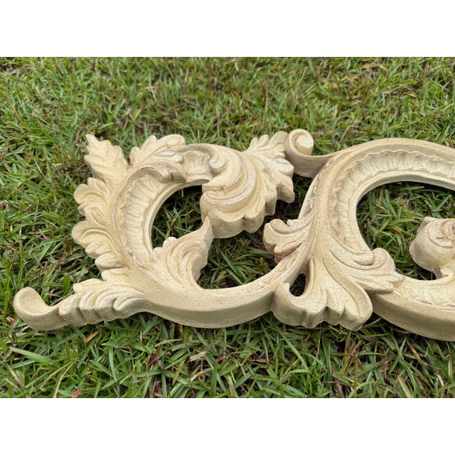 1970s Vintage 64 Inch Baroque Overdoor Wall Pediment Large Shell Scroll Frieze Header For Sale - Image 16 of 17