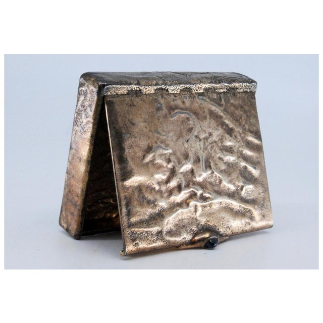 Silver Cigarette Case with Dark Blue Application For Sale - Image 4 of 11