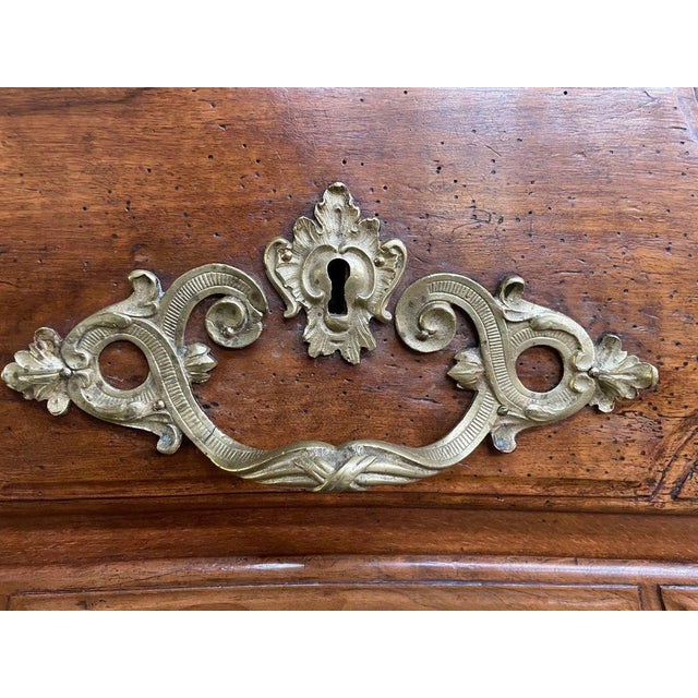 Louis XV Parisian Chest of Drawers For Sale - Image 10 of 13