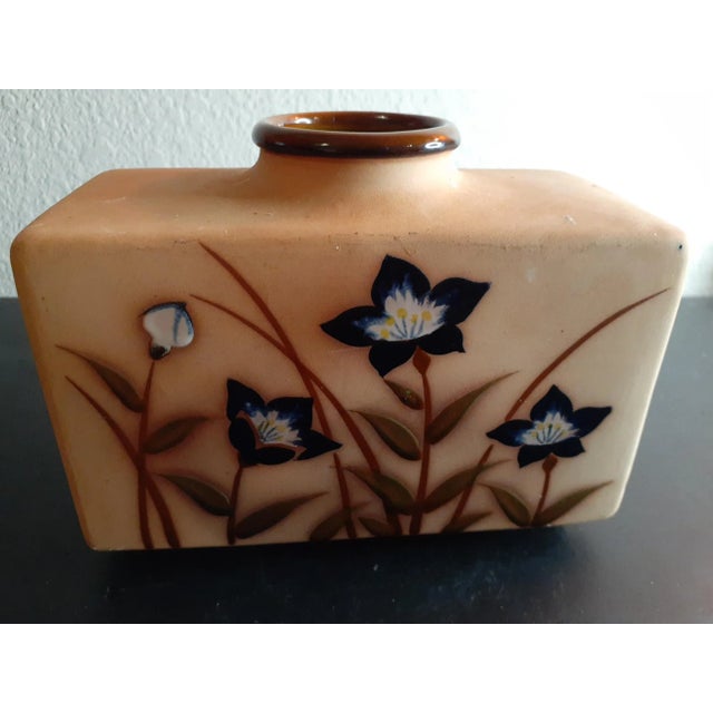 1970s Hand-painted Oriental Floral Ceramic Tea Caddy Vase For Sale - Image 9 of 9