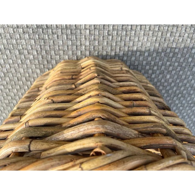 Tan French Rustic Basket in Thick Willow, 1960s For Sale - Image 8 of 9