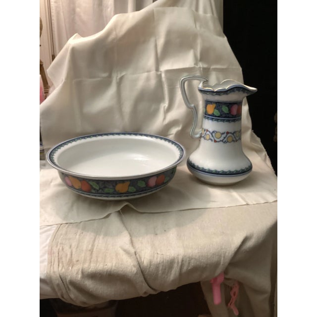 Farmhouse 1930s Loso Ware Lansdowne Pattern Hand Painted Wash Jug and Bowl Set For Sale - Image 3 of 6