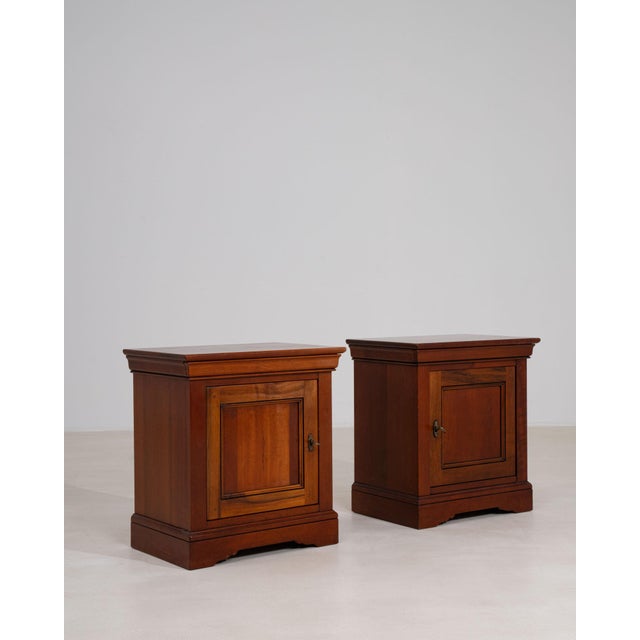 20th Century France Rich Mahogany Pair Of Mahogany Bedside Cabinets For Sale - Image 11 of 11