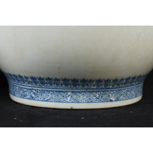 Large Chinese Qing Porcelain Vases, Set of 2 For Sale - Image 14 of 16