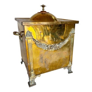Early 20th Century English Brass Fireplace Box For Sale
