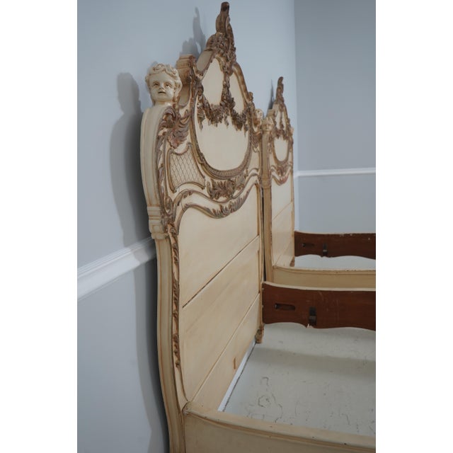 1900 - 1909 Pair Antique French Painted Mahogany Twin Beds W. Cherubs For Sale - Image 5 of 18
