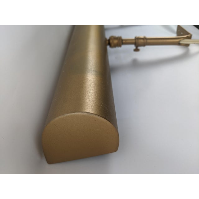 Late 20th Century Vintage House of Troy 21" Adjustable Gallery Picture Light – Gold Finish For Sale - Image 5 of 10