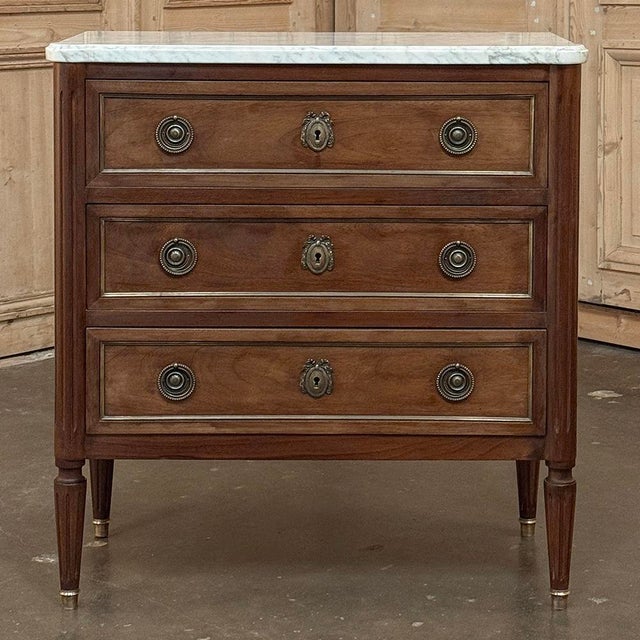 Mid 20th Century French Louis XVI Mahogany Marble Top Commode For Sale - Image 5 of 16