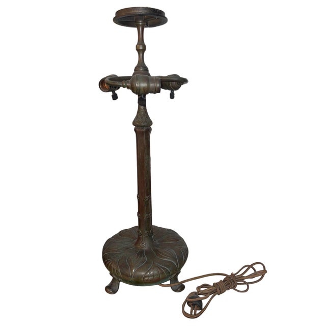 Tiffany Studios Blue Geometric Turtleback Table Lamp. u.s.a. 1910's. For Sale - Image 11 of 12