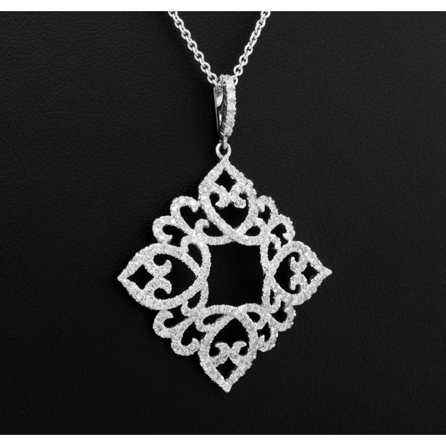 Late 20th Century 14k White Gold Diamond Pendant Necklace For Sale - Image 5 of 7