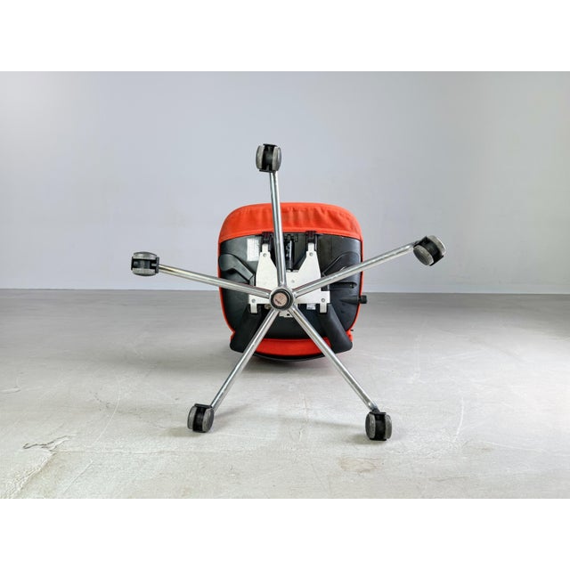 Red, Blue, Gray & Black Office T-Chair from Vitra For Sale - Image 14 of 16