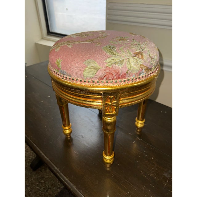 1960s 1960s Pink Footstool in Gold Leaf Stool Small Chair For Sale - Image 5 of 9