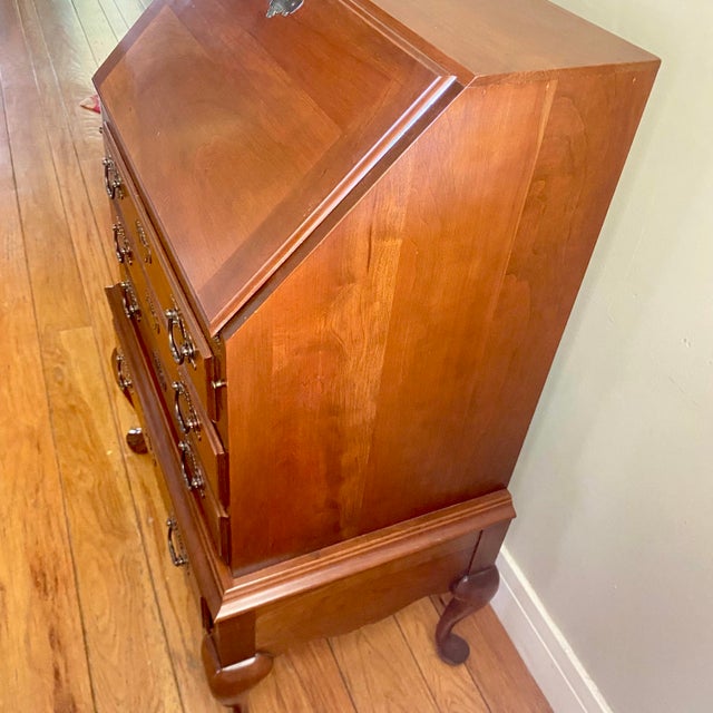 Maddox Colonial Reproductions Cherrywood Queen Anne Style Slant-Front Secretary Desk For Sale - Image 12 of 17