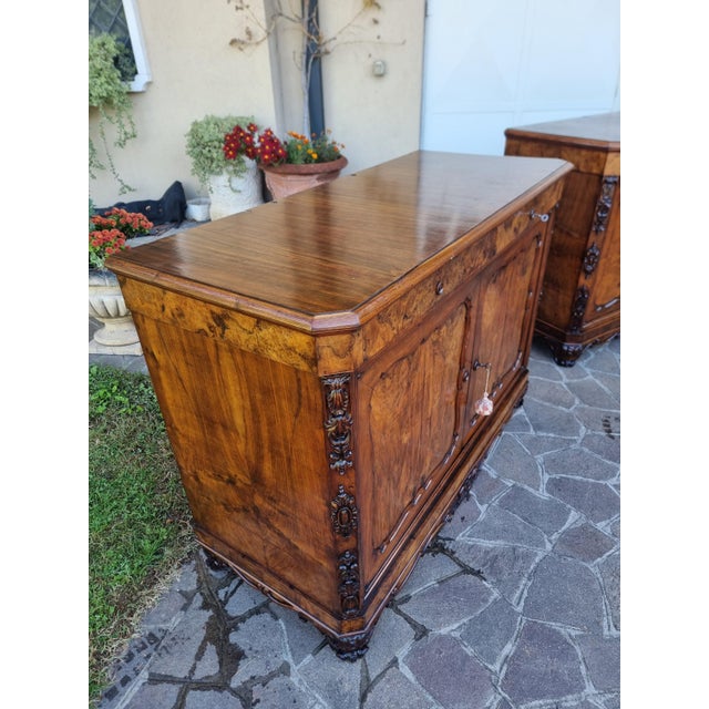 Bolognese Charles X Sideboards in Walnut Burl, 1830s, Set of 2 For Sale - Image 14 of 15
