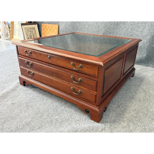 Hooker Furniture Late 20th Century Hooker Furniture Curio Coffee Table For Sale - Image 4 of 13