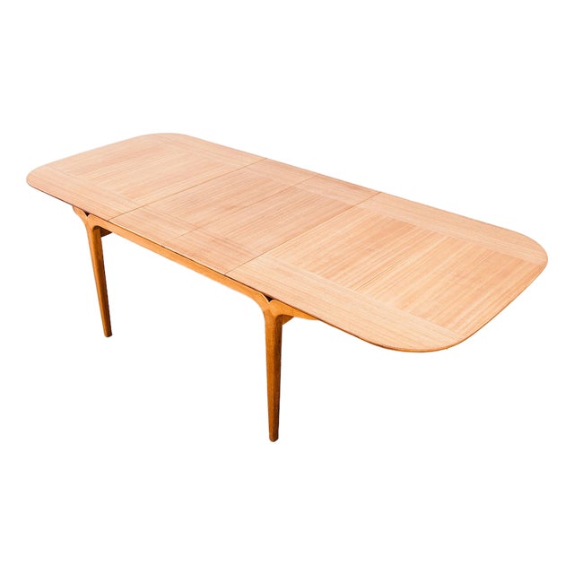 Restored 1950s Mahogany Dining Table With Two Leaves Attributed to Brown Saltman For Sale