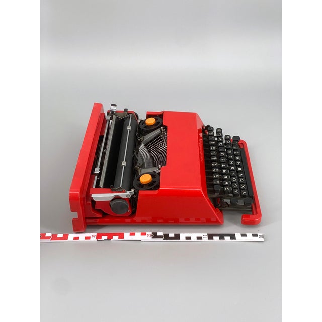 Red Valentine Typewriter by E. Sottsass and P. King for Olivetti, Italy, 1970s For Sale - Image 16 of 18