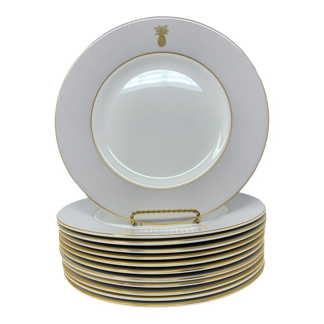 Vera Wang Wedgwood Pineapple England 1759 Bone China Accent Salad