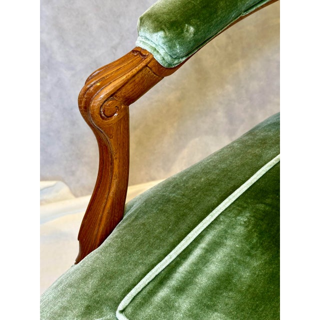 Louis XV Style Hand-Carved Fauteuil Lounge Chair by J. Robert Scott, Silk Velvet Upholstery For Sale - Image 12 of 12