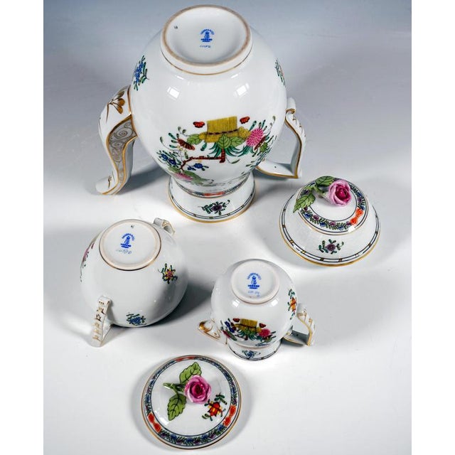 Fleurs Des Indes Coffee and Dessert Set for Six People from Herend, Set of 21 For Sale - Image 4 of 10
