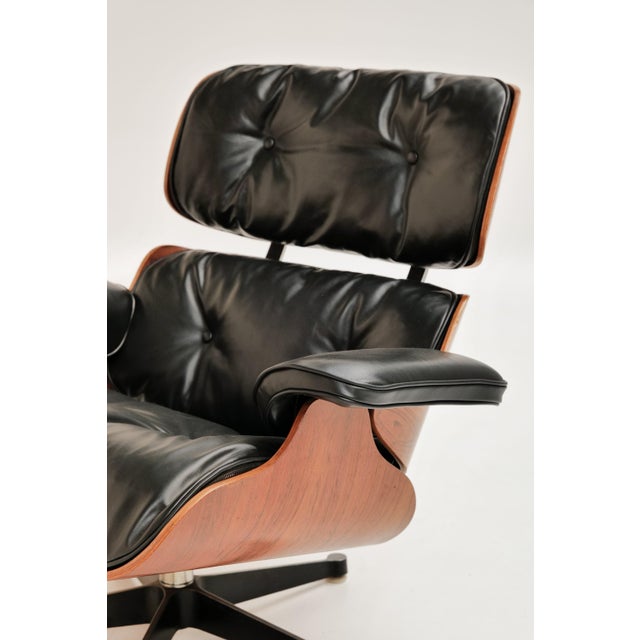 1970s Lounge Chair by Charles & Ray Eames for Herman Miller, 1970s For Sale - Image 5 of 15
