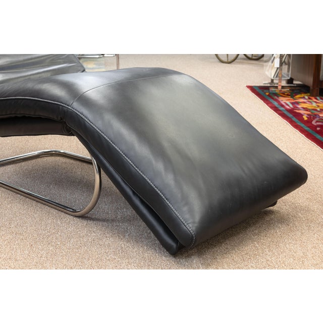 Late 20th Century W. Schillig Daily Dreams Black Leather & Chrome Cantilever Chaise Lounge Chair For Sale - Image 5 of 8