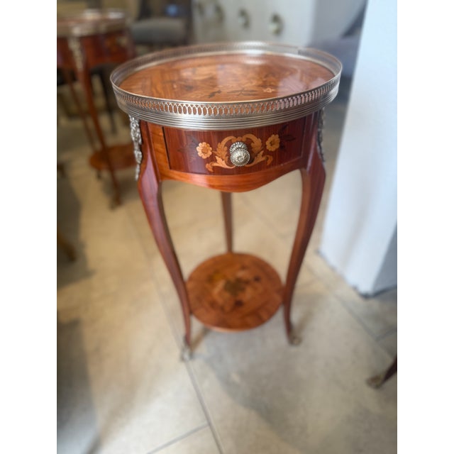 Beautiful French Marquetry Inlaid Side/Bedside table, inlaid with Mahogany and Walnut with Beautiful Brass Castings. Late...