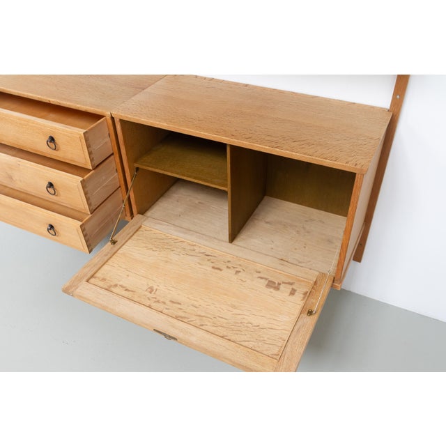 Mid-Century Danish Oak Shelving System in the style of Kjærnulf, 1960s For Sale - Image 9 of 18