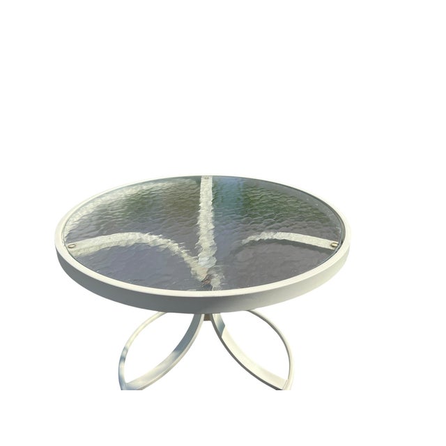 For sale is this very nice vintage table made by Woodard