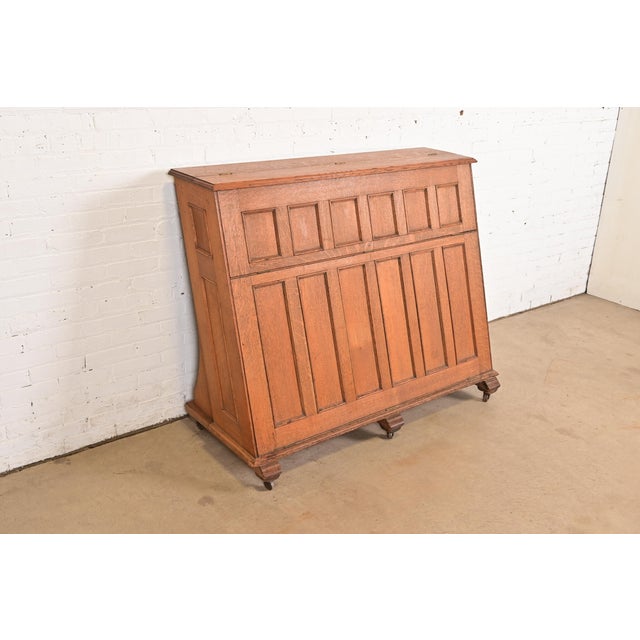 Stickley Antique Mission Oak Arts & Crafts Standing Map Case, Circa 1900 For Sale - Image 4 of 12