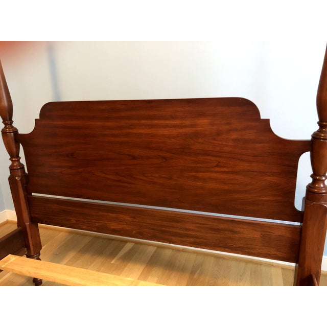 The Fairfax Bed is a classic four poster design with hand carved finials. The headboard, simply shaped with Queen Anne...