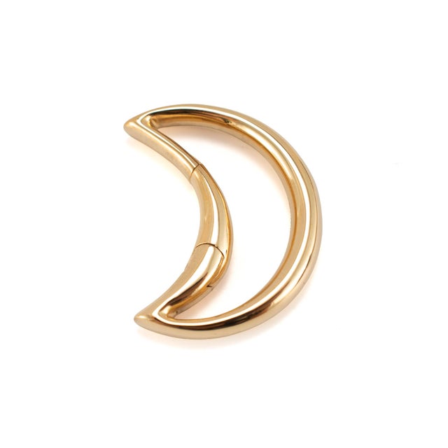 Marla Aaron Moonlock 18k Yellow Gold Crescent Moon Lever Clasp Charm Pendant For Sale - Image 4 of 8