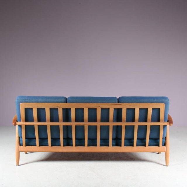 GE240 Cigar Sofa by Hans J. Wegner for Getama, Denmark, 1950s For Sale - Image 13 of 15