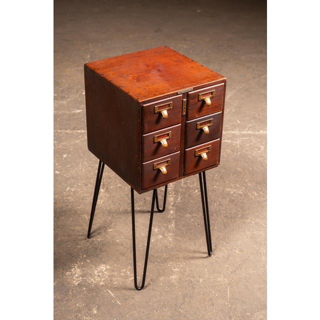 Mid-Century Modern Vintage Six-Drawer Card Catalog on Hairpin Legs by Library Bureau For Sale - Image 3 of 7