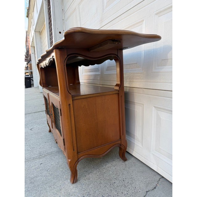 Wood Vintage French Provincial Wood Server Cabinet With Drop-Leaf Top & Lattice Doors For Sale - Image 7 of 12