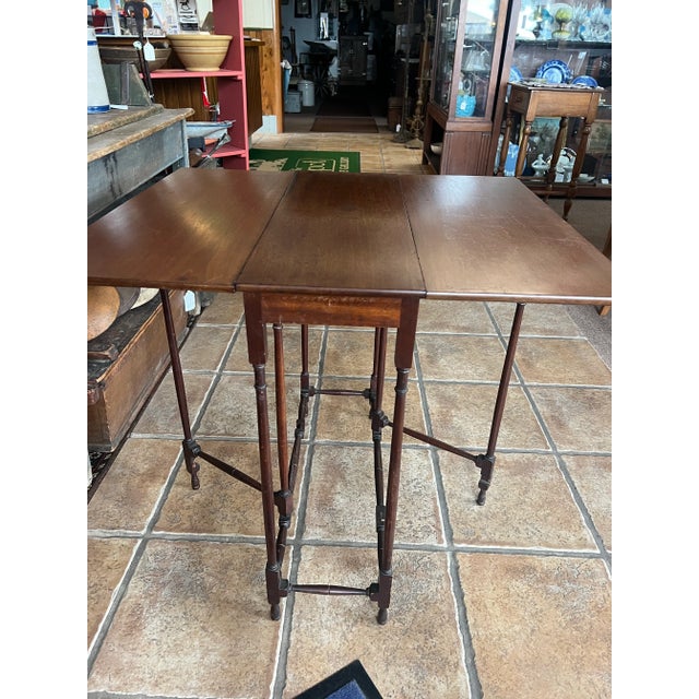 Wood Early 19th Century English Mahogany Petite Spider Gate Leg Table For Sale - Image 7 of 9
