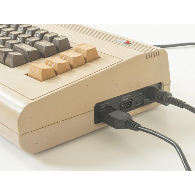 Complete Vintage Commodore 64, 1982, Set of 6 For Sale - Image 11 of 12