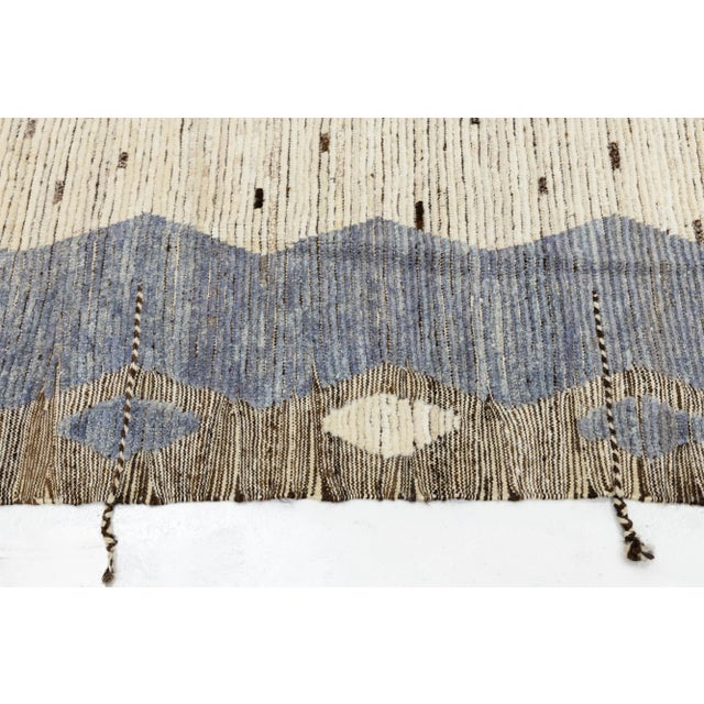 11 X 14 Modern Moroccan Tribal Style Wool Rug in Beige and Blue For Sale - Image 9 of 9