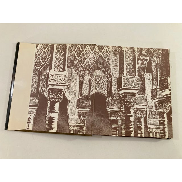 Blue AL-ANDALUS. El Islam en España by Juan Vernet, Martin Martinez, Collectible Book For Sale - Image 8 of 13